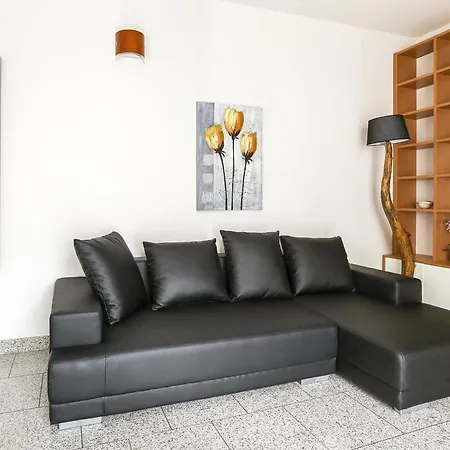 Guestfriendly 301 - Del Piero 10 Studio's